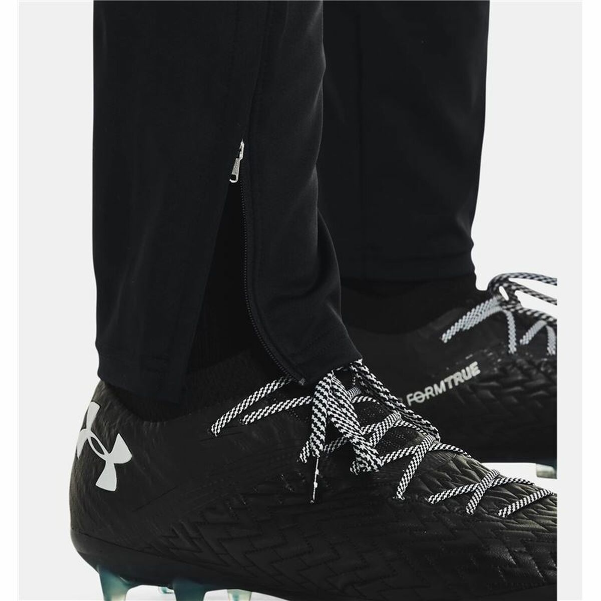 Football Training Trousers for Adults Under Armour Challenger Football Black Men